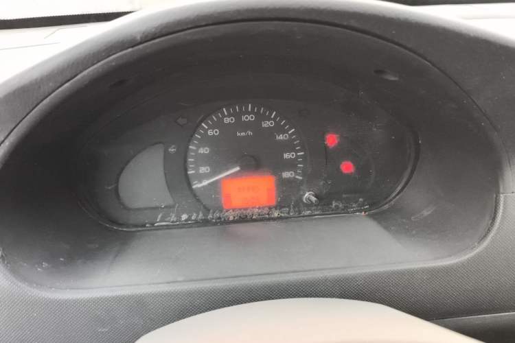 Used Wuling Rongguang 2011 1.2L Base Version
