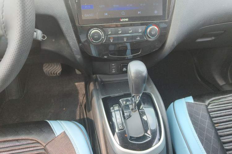 Used Nissan Qashqai 2017 2.0L CVT Smart Enjoyment Version China VI Standard
