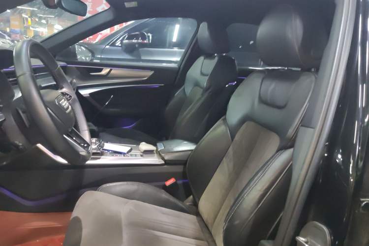 Used Audi A6L 2022 40 TFSI Luxury Dynamic Model
