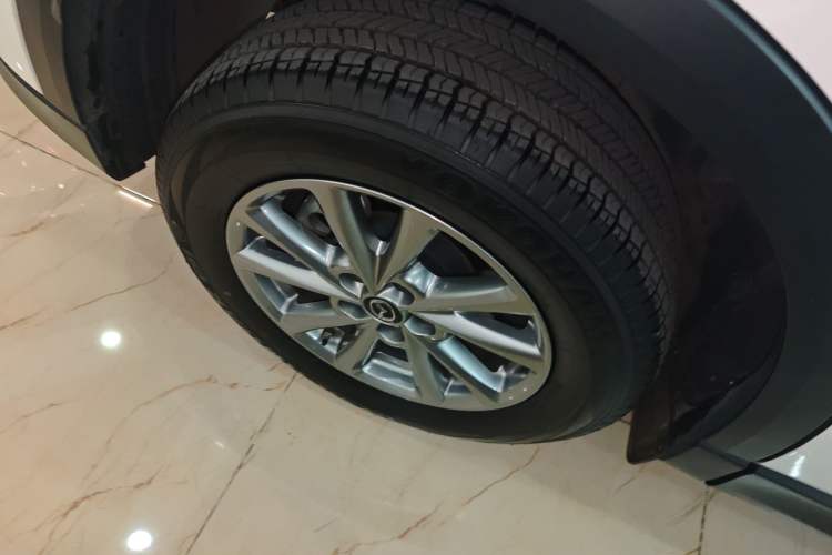 Used Mazda CX-5 2022 2.0L Automatic Two-Wheel Drive Zhiya Version Right Rear Wheel Hub