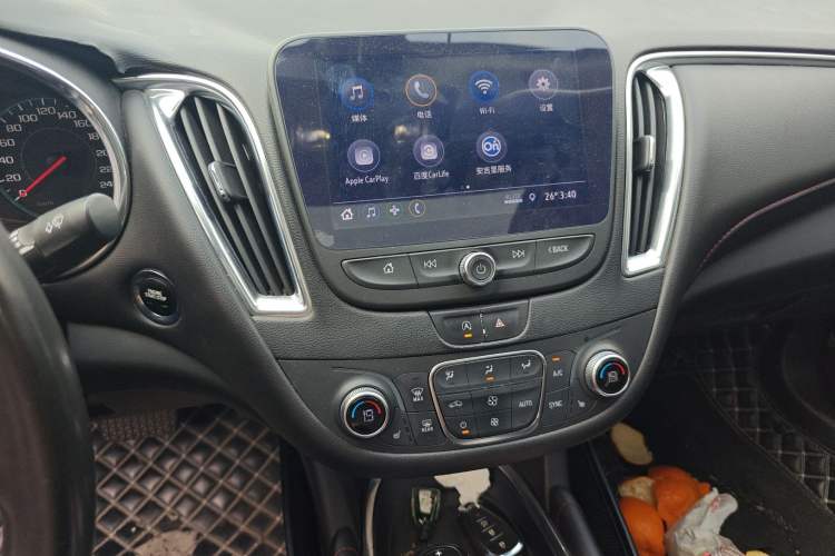 Used Chevrolet Malibu XL 2020 Redline 550T Automatic Sport Edition Audio And AC Panel