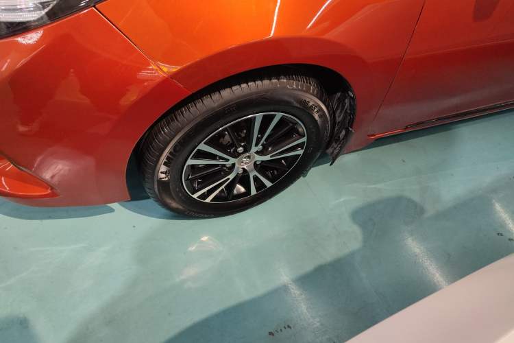 Used Toyota Levin 2015 1.6G CVT Orange Limited Edition
