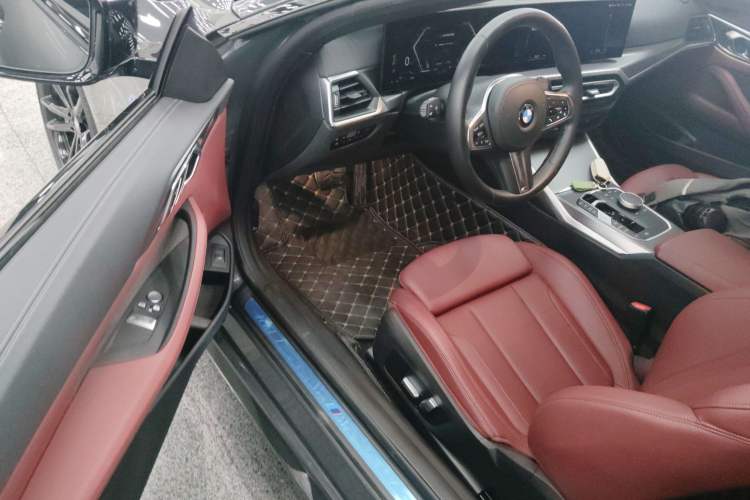 Used BMW 4 Series 2023 425i M Sport Night Edition Driver Seat