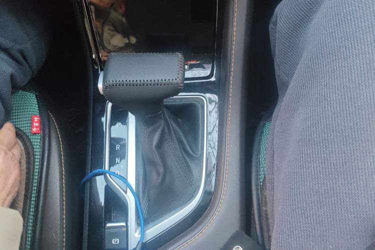 Used CHANGAN CS35PLUS 2018 1.6L Automatic Changlian Edition China V Standard Gear Lever