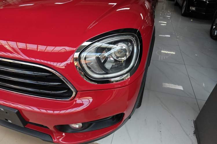 Used MINI Countryman 2019 1.5T COOPER ALL4 Artist Weekend Travel Edition