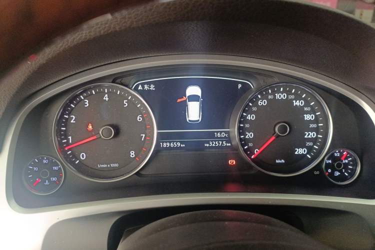 Used Volkswagen Touareg 2013 3.0 TSI X 10th Anniversary Limited Edition Instrument Cluster