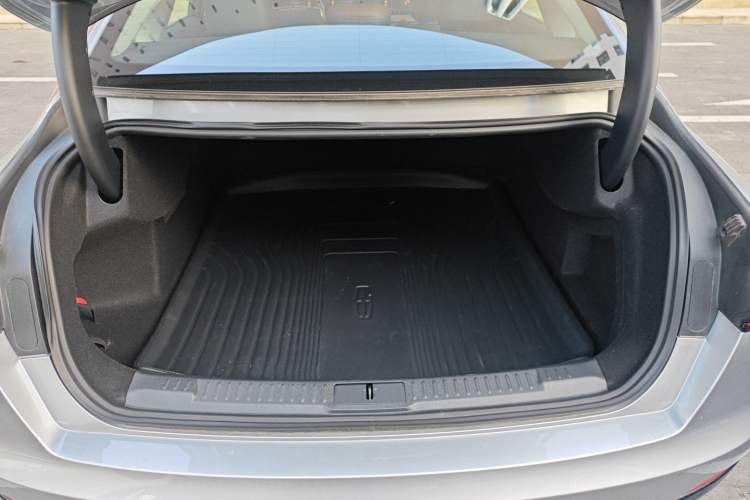 Used Lincoln Z 2025 2.0T Prestige Hybrid Edition