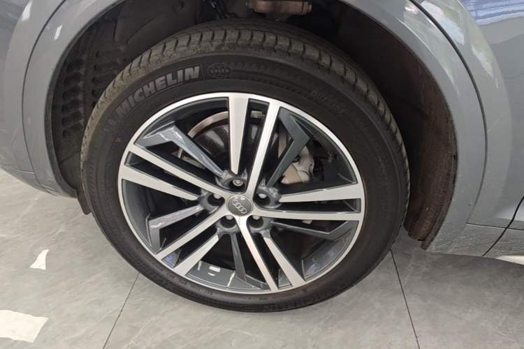 Used Audi Q5L 2020 Revised 40 TFSI Prestige Edition

