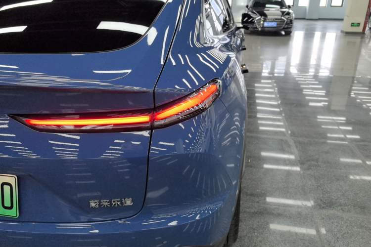 Used ONVO L60 2024 60 kWh Rear-Drive Version
