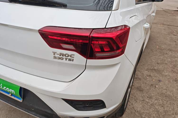 Used Volkswagen T-ROC 2019 230TSI DSG Two-Wheel-Drive Advanced Version China VI Standard