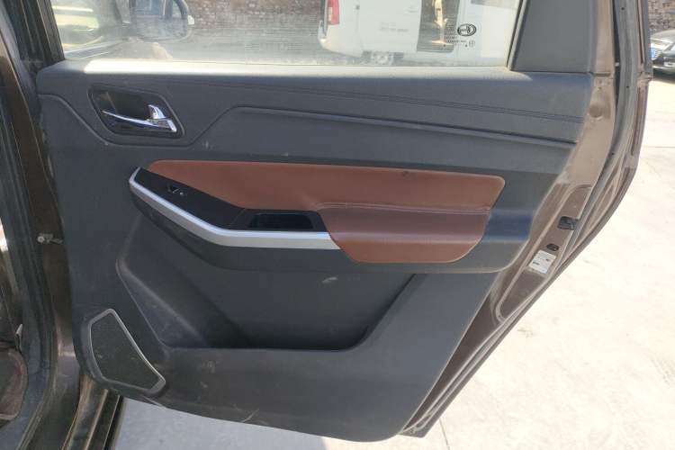 Used BAIC Changhe M70 2017 1.5L manual luxury cabin