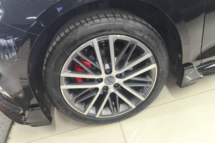 Used Geely Auto Preface 2023 1.5TD Kunlun Edition Left Front Wheel Hub