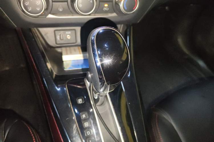 Used Nissan Lannia 2016 1.6L CVT Cool Edition
