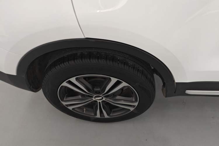 Used Geely Auto Emgrand X7 Sport 2022 1.8TD DCT Zhiya Trim Exterior 5