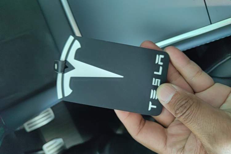 Used Tesla Model 3 2021 Revised Performance Version with All-Wheel Drive 3D1 Vehicle Key