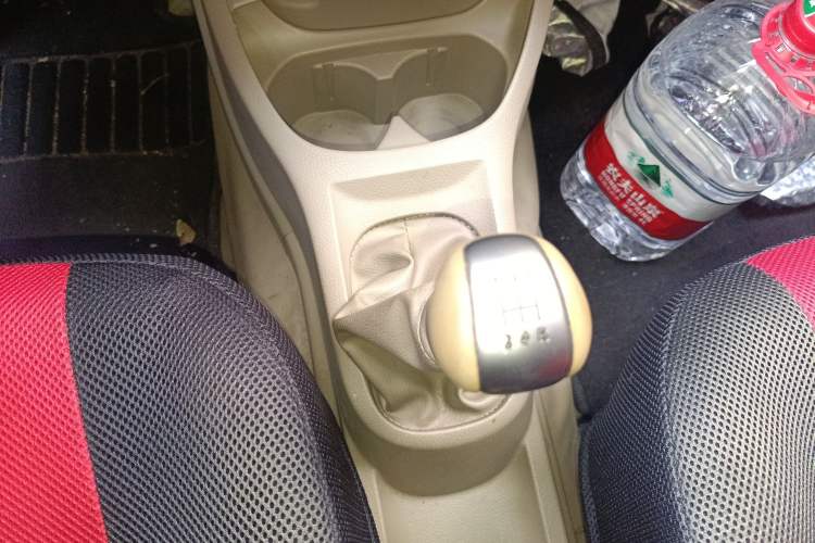 Used Nissan Livina 2010 Jingyue Edition 1.6L Manual All-Around Model