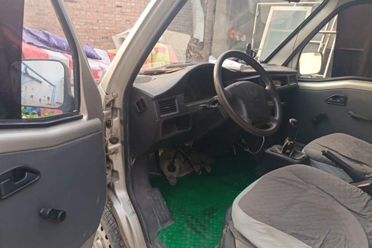 Used Wuling Zhiguang 2013 1.0L Practical Version
