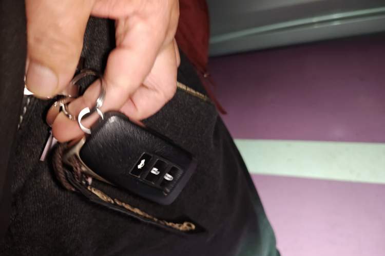 Used Lexus ES 2013 300h Elite Edition