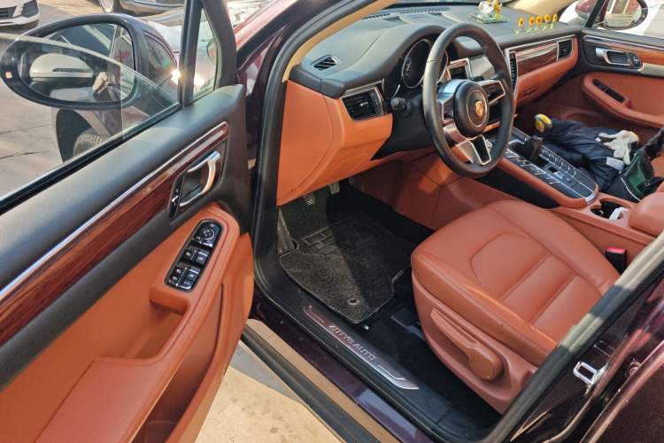 Used Zotye SR9 2017 2.0T Manual "Ultimate Light" Edition