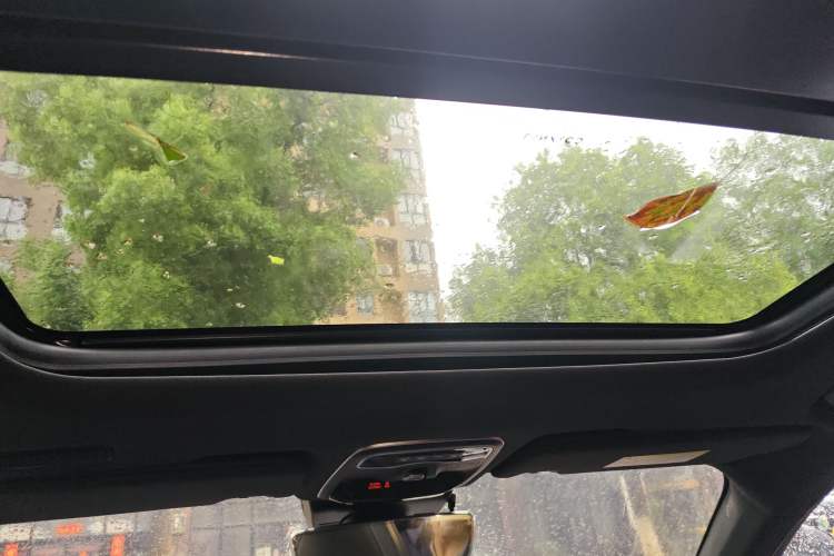 Used Lynk & Co 03 2021 2.0TD Automatic Trendy Champion Edition Headliner