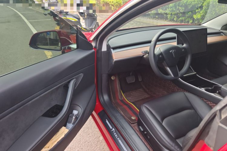 Used Tesla Model 3 2019 Long-Range All-Wheel-Drive Version