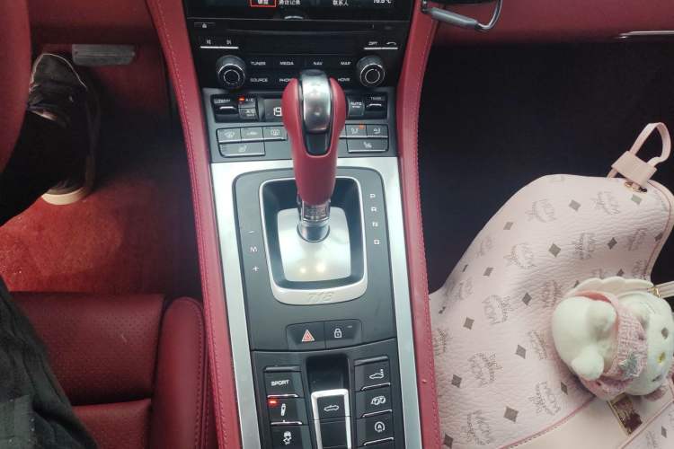 Used Porsche 718 2022 Boxster 2.0T Gear Lever