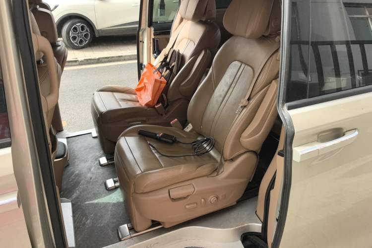 Used Buick GL8 2017 ES 28T Flagship Model China V Standard
