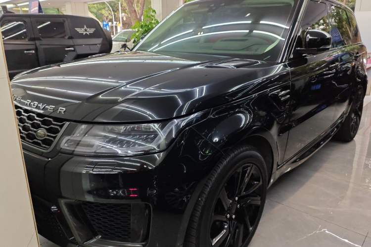 Used Land Rover Range Rover Sport 2019 3.0 L6 HSE DYNAMIC
