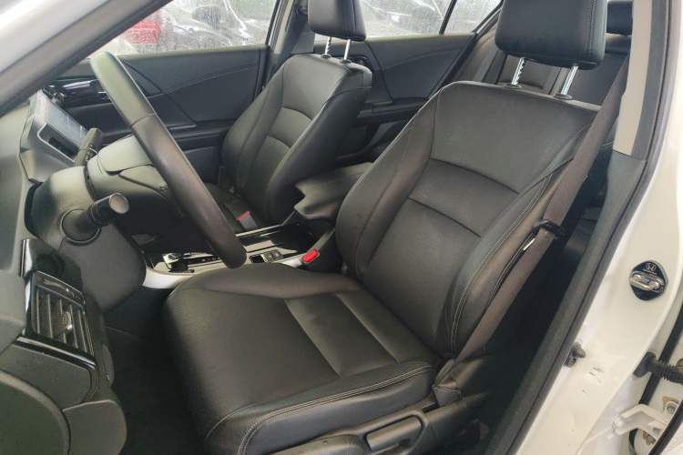 Used Honda Accord 2016 2.0L Elite Edition Left Front Seat