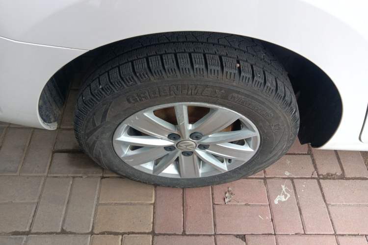 Used Volkswagen Santana 2018 1.5L Manual Fashion Edition Right Rear Wheel Hub