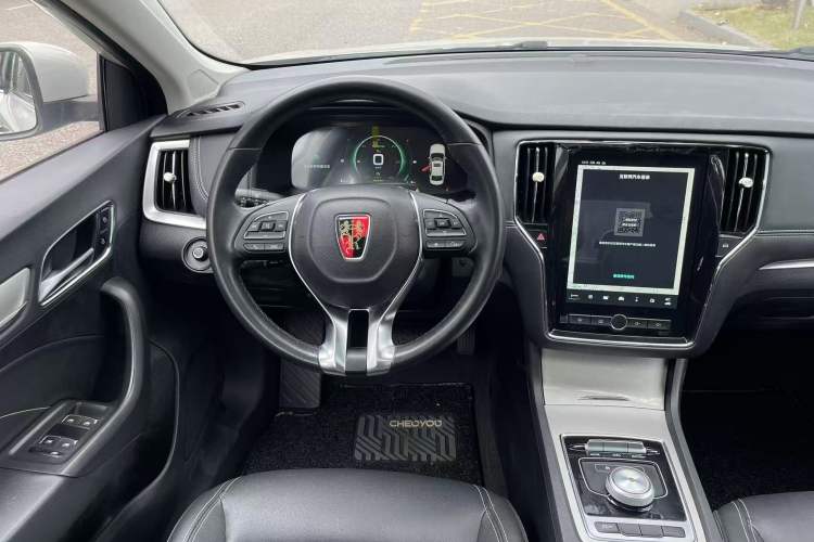 Used Roewe i6 New Energy 2017 45T Hybrid Connect & Smart Enjoyment Edition