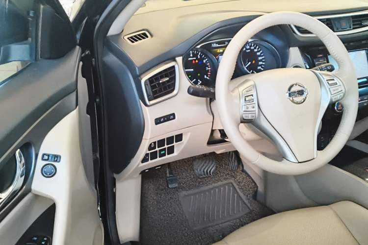 Used Nissan X-Trail 2014 2.0L CVT Comfort Edition 2WD
