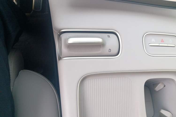 Used Nio ES8 2024 75 kWh
