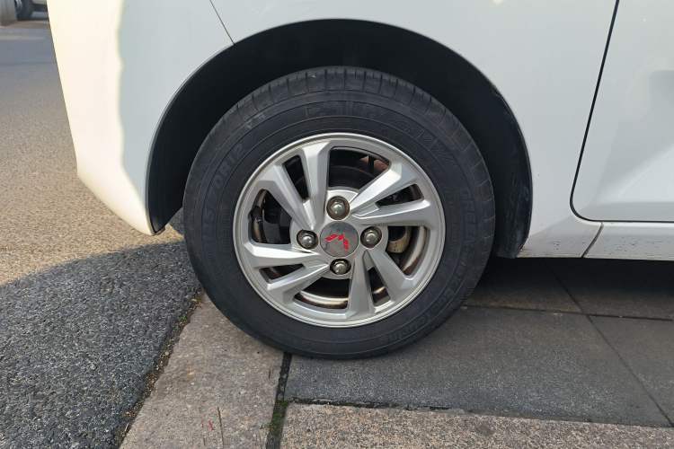 Used Wuling Hongguang MINIEV 2020 Enjoyment Model Lithium Iron Phosphate Exterior 4