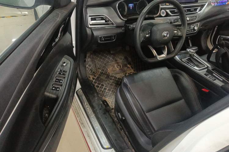 Used CHANGAN Ruicheng CC 2021 Blue Whale Edition 1.5T DCT Luxury Model Driver Seat