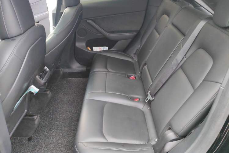 Used Tesla Model Y 2021 Long-Range All-Wheel-Drive Version