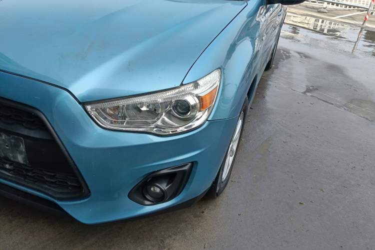 Used Mitsubishi ASX 2013 2.0L CVT Two-Wheel Drive Elite Edition
