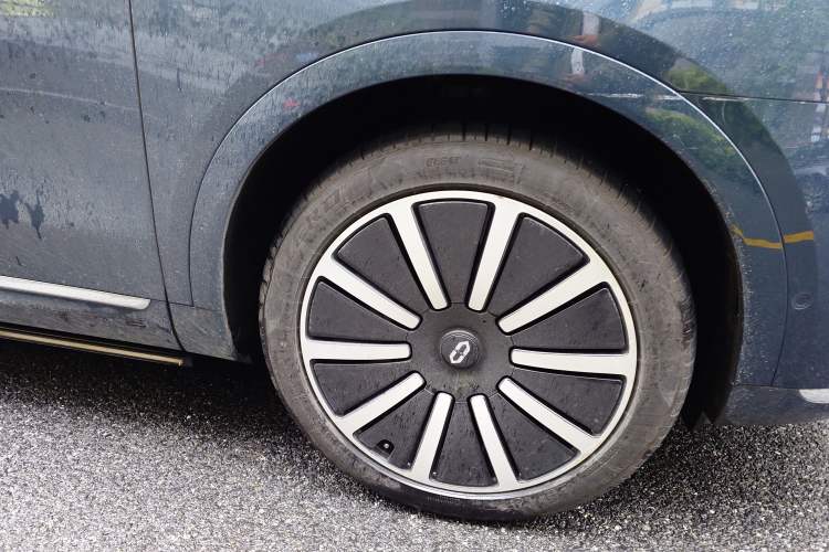 Used Hima AITO M9 2024 Range-Extended Max Edition 42 kWh 6-Seater Version