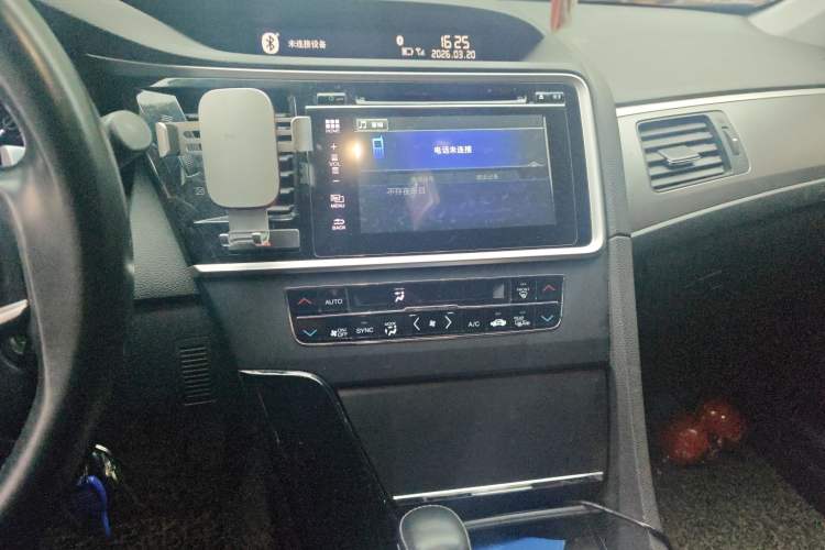 Used Honda Spirior 2015 2.0L Prestige Edition
