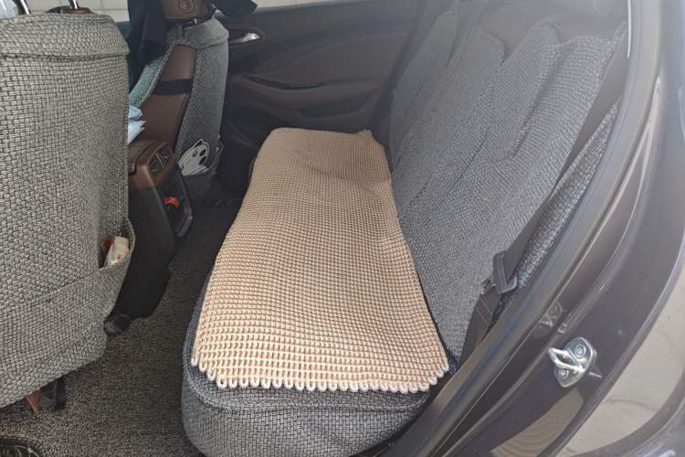 Used Buick Envision 2018 20T Two-Wheel Drive Luxury Model