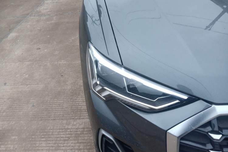 Used Audi Q3 2022 35 TFSI Fashion Dynamic Model