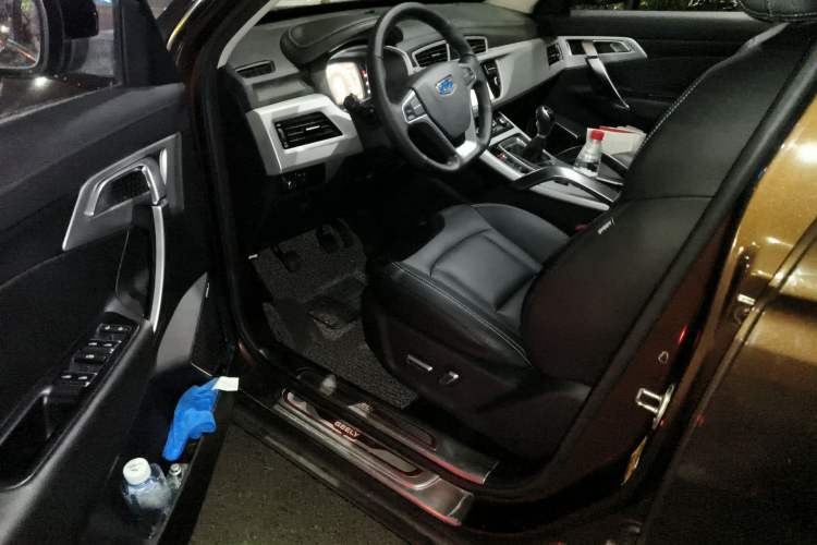 Used Geely Auto Emgrand X7 Sport 2016 1.8TD Manual Smart Edition Driver Seat