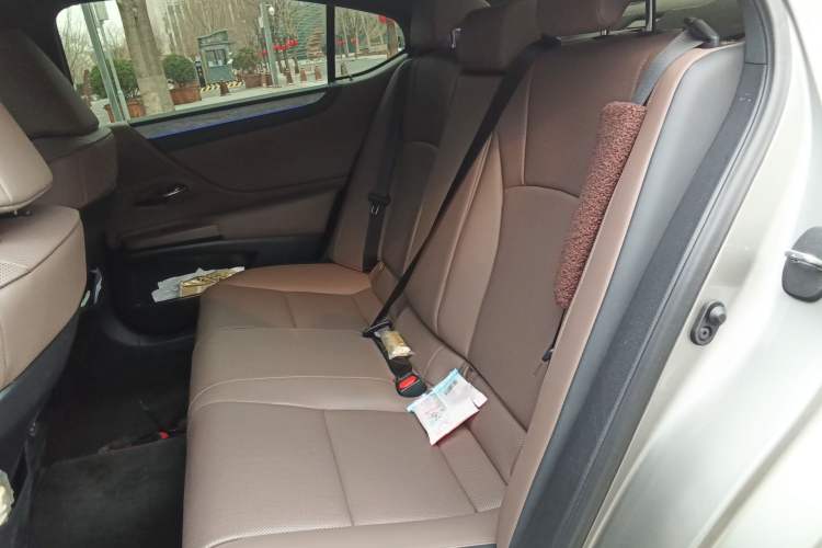 Used Lexus ES 2025 200 Premium Edition