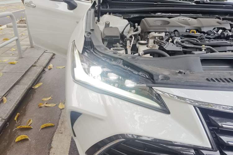 Used Toyota Avalon 2022 Dual-Engine 2.5L Luxury Edition
