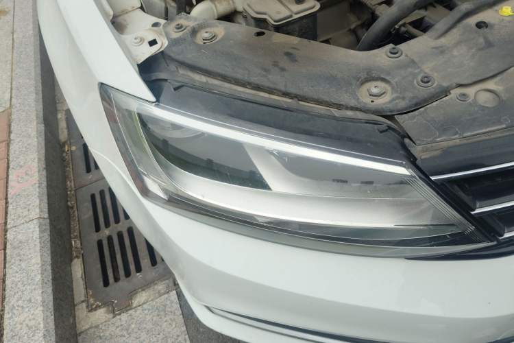 Used Volkswagen Sagitar 2017 1.6L Automatic Comfort Model
