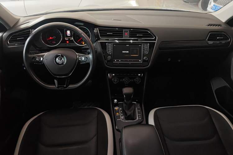 Used Volkswagen Tiguan L 2018 330TSI Automatic Two-Wheel Drive Luxury Edition