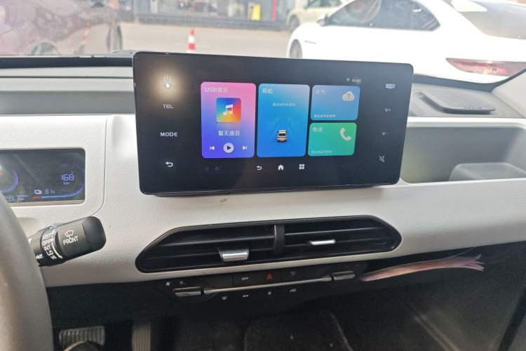 Used Geely Galaxy Panda 2023 Panda Mini 200km Endurance Bear Audio And AC Panel