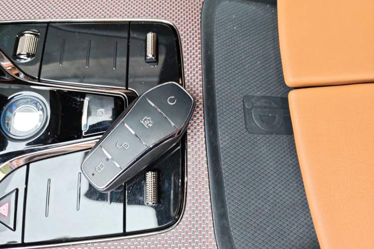 Used BYD Han 2022 DM-i 121KM Luxury Model
