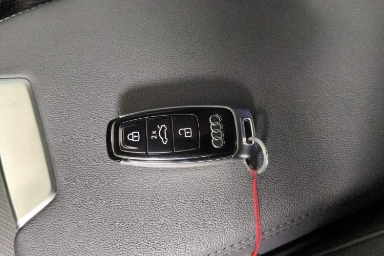 Used Audi A6 2020 Avant Futurist 40 TFSI Luxury Dynamic Model Interior 1