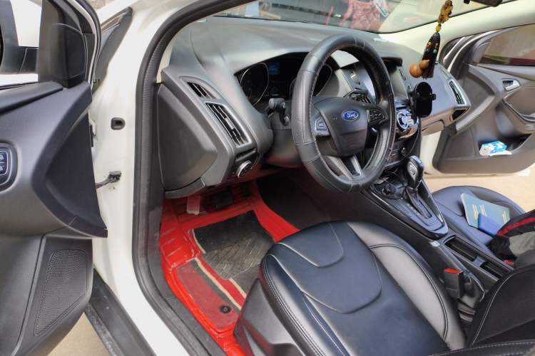 Used Ford Focus 2015 Sedan 1.6L Automatic Trend Model